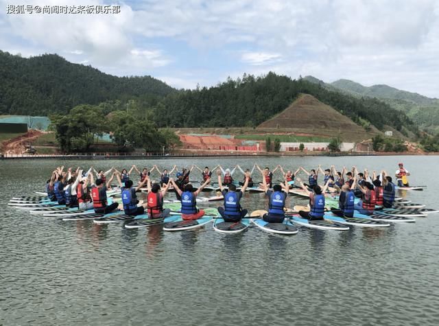 红石峡|江西赣州上犹南湖国际垂钓中心，桨板攻略，一日游推荐