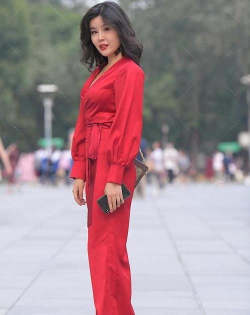 裙子 红色阔腿裤套装，气场强大，霸气十足，营造华丽的御姐风