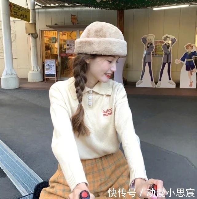 丝袜|裸色丝袜弱爆了,网上流行起“透光雪糕袜”,穿出漫画腿不是梦!