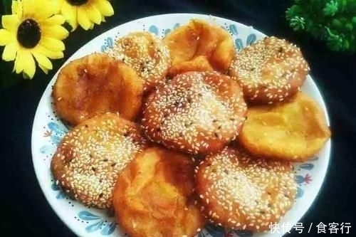 一碗糯米粉,一个红薯,加2个鸡蛋,手不沾面,香甜软糯吃不够