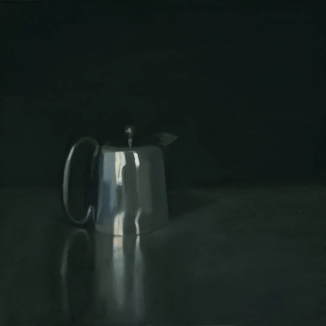 孤独感#柔和的光影和质感,她的静物画散发着一种孤独感!