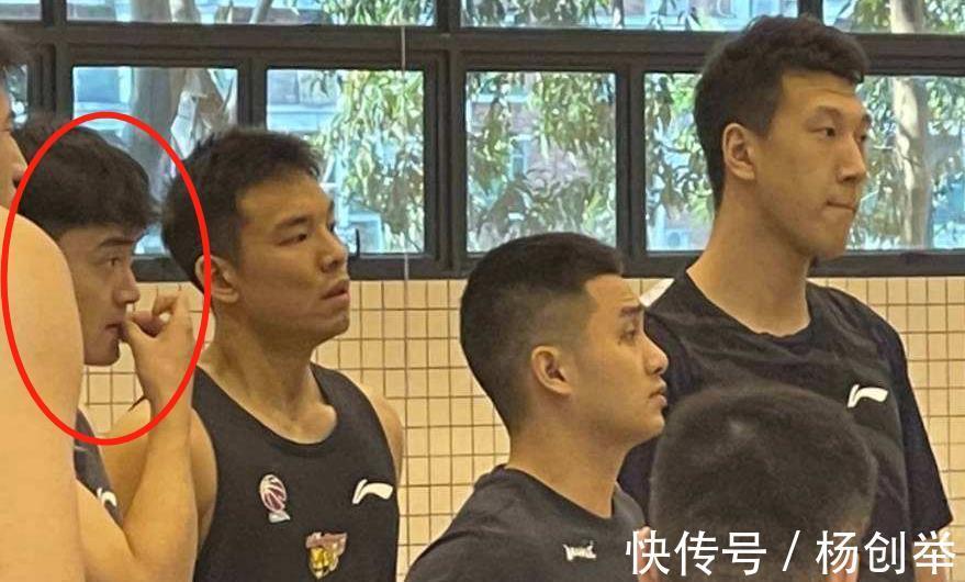 马力克|场均不到1分！他或无缘入选广东男篮第3阶段名单，你怎么看？