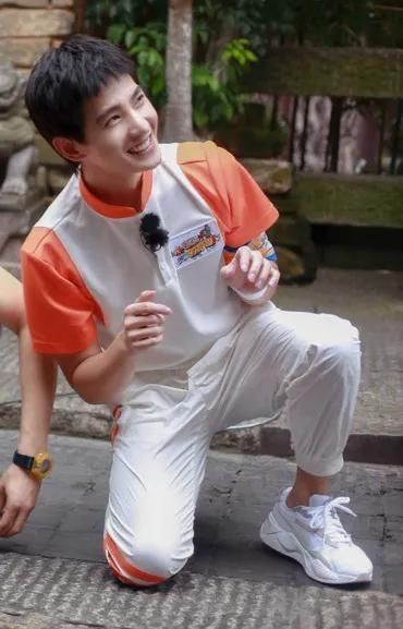 元气 第一次见一档综艺40分钟无嘉宾镜头,《元气满满的哥哥》真的绝了