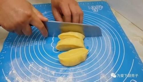 面包|面粉别再烙饼了,加1碗豆沙,比面包松软香甜,吃过就念念不忘