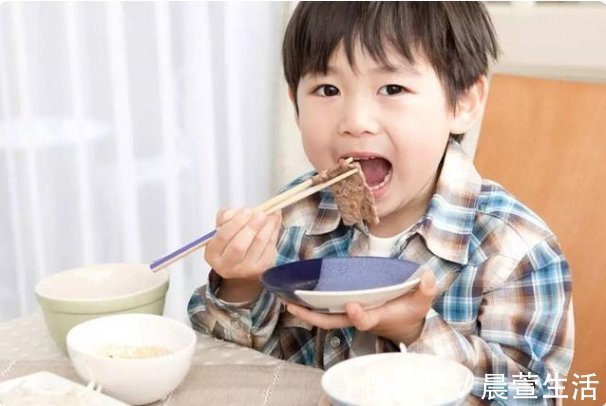 孩子|孩子什么时候能吃肉?1岁不是分界线,很多家长都搞错了