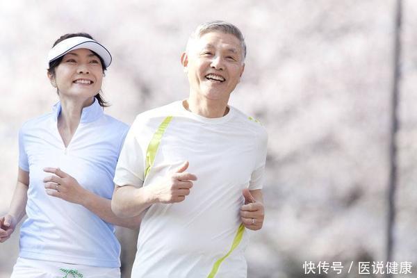 血糖|血糖高的人,医生忠告:预防糖尿病,要牢记“3多2少”!