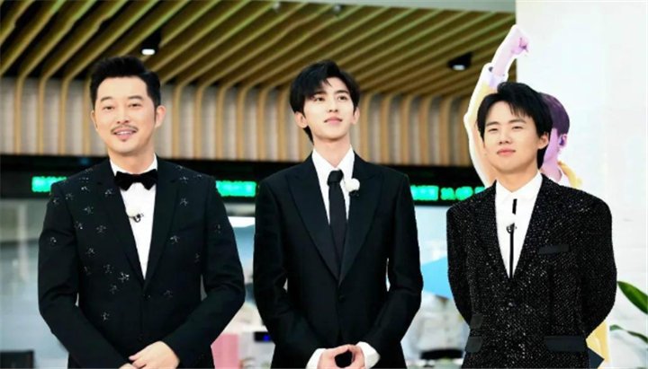 《奔跑吧9》终于定档，郭麒麟退出，2位老成员回归担任常驻！