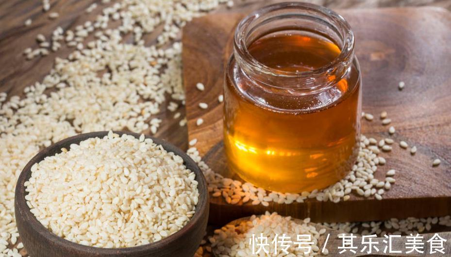 养花浇水多加“它”,富含“氮磷钾”,啥花喝完呼呼长