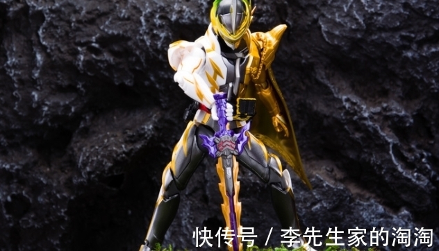 假面骑士|假面骑士espada手办实物详解 成功逆袭翻盘的败犬金发双马尾