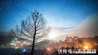异世邪君|千古绝对上联“天作棋盘星作子,谁人敢下”,下联太经典了