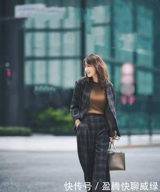 上身效果|秋天穿毛衣,学学日本杂志这样来搭,温柔大方又高级,太气质了