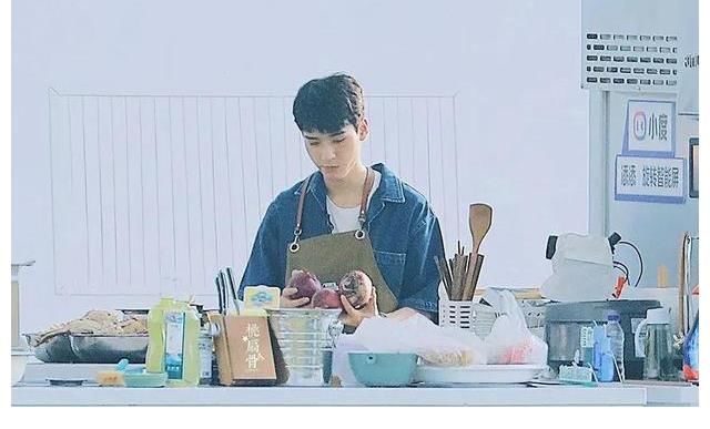 迪丽热巴|龚俊、迪丽热巴新剧正在热播,两人组CP的《安乐传》又开拍了