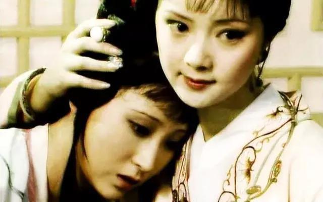 薛姨妈&她万千宠爱在一身,为何活成了红楼梦中最惨的女子