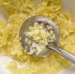 蔬菜|不要面粉的蔬菜土豆丸子，宝宝吃完瞬间安静了