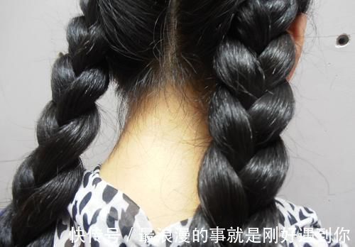 太紧|女生晚上睡觉,到底是该扎着头发还是散着头发?