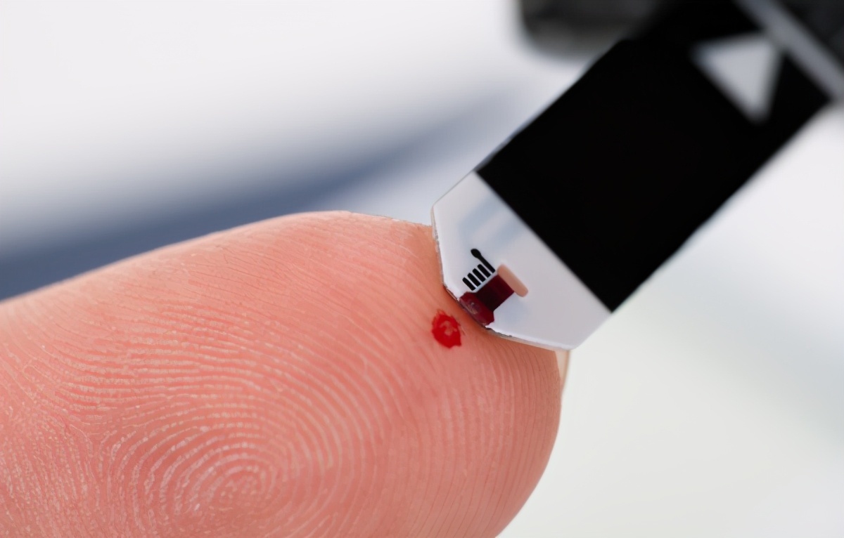 韭菜性温|52岁大妈,糖尿病离世,医生摇头血糖高,3种蔬菜要忌嘴