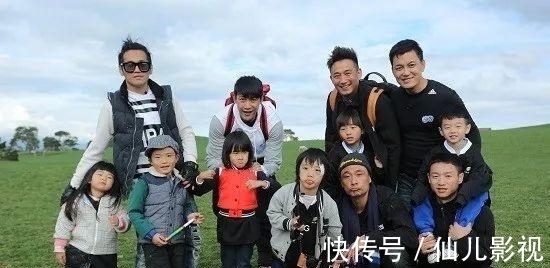 王祖藍(lán)做客霍啟剛節(jié)目,曝內(nèi)地廣告費(fèi)可達(dá)30億,直播帶貨全球獨(dú)有