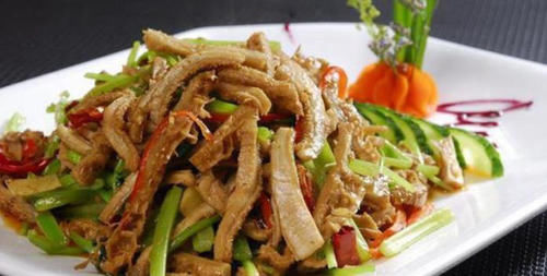  品鲜酱油|会吃的人最健康，坚持吃三种美食，清热排毒，疏通血管，安神助眠