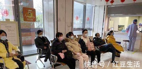 二胎|侧切和剖腹产都是“挨一刀”,为何不选剖腹产医生性质大不同