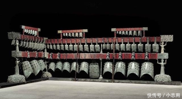 母猴|"1个杯子卖了2亿,2只猴子卖了3亿,这个瓶子卖了5亿,网友:值了"