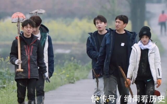 张艺兴|黄磊黄渤一起对战张艺兴,真是痛快,这一幕粉丝等了三年!