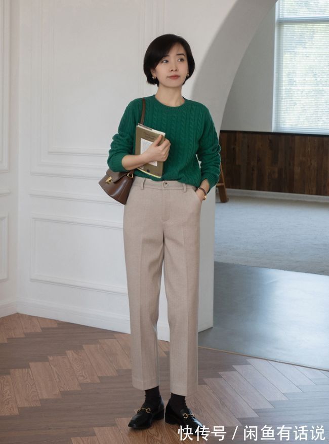 今年冬天开始流行“九分穿搭”,时髦显高有气质,超适合中年女人