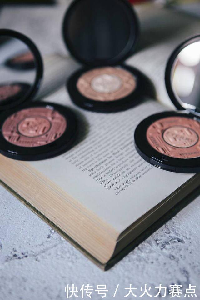 打造仙气必收的造光神器!高光用的好,不做医美也能拥有水光肌