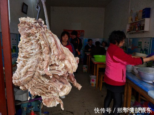  贠大哥|农村大哥小镇卖烩羊肉30年，童叟无欺称着卖，吃的都是回头客