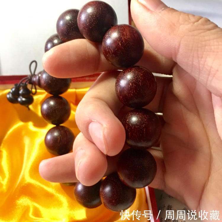 文玩|你的文玩手串或手镯是戴在左手还是右手呢?