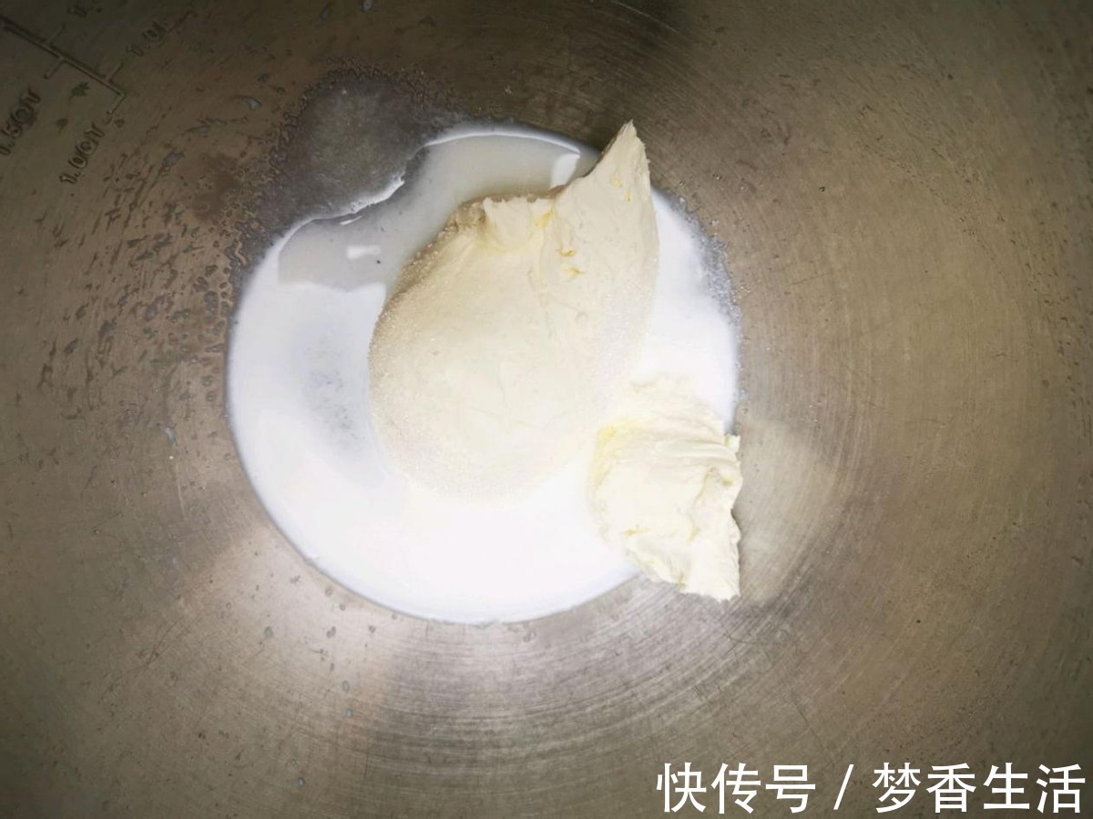 奶粉|烘焙新手也能尝试的奶酪夹心蛋糕,做法简单,高颜值,味道好