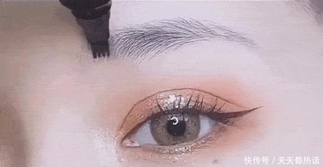 防汗|过年前“纹眉”不要冲动,离职纹眉师透露,3种人纹眉会后悔