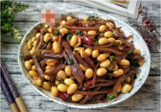  咸菜|这菜很不起眼，家家都有，营养比苹果高，鲜香开胃，超级下饭！