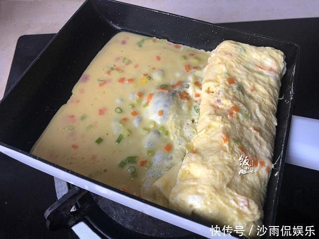 早餐鸡蛋这样做，10分钟就搞定，简单好吃，口感香嫩，营养全面