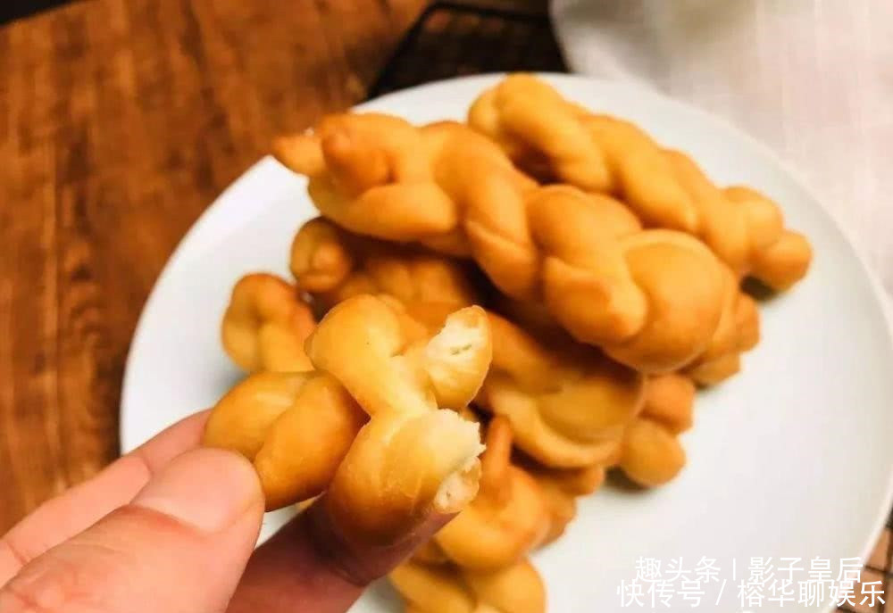 奶酥|奶酥麻花,掌握3点在家做,口感酥香,软硬适中,孩子抢着吃