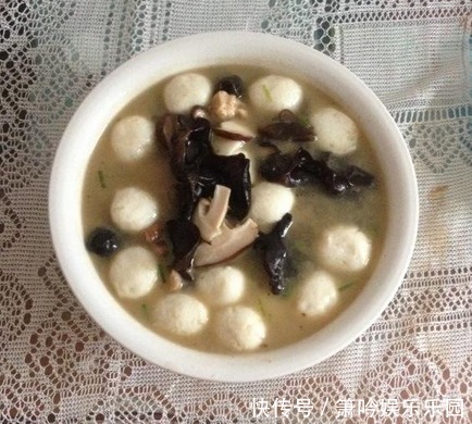 营养|夏天喝这汤,营养又开胃,几种食材一起煮,一会儿就完成