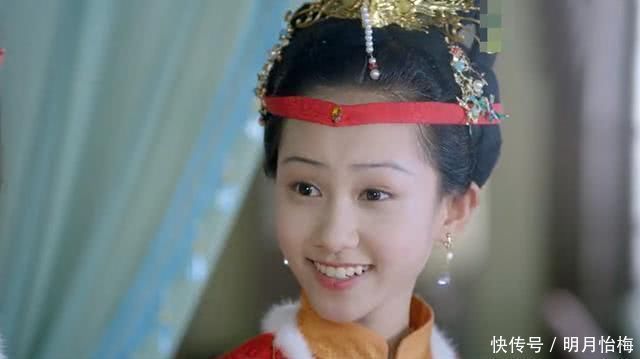 新版《红楼梦》悄然开播,宝玉呆萌,黛玉欠佳,香菱太美酷似佟丽娅