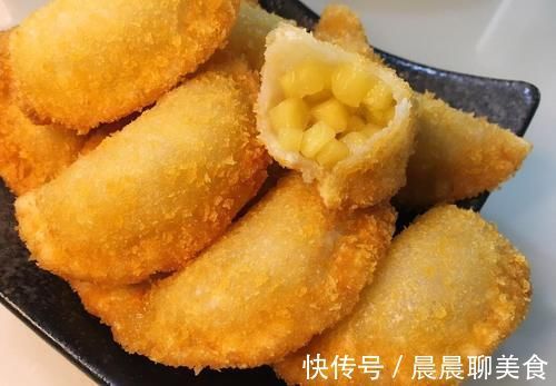 剩下的饺子皮别扔了，简单一做，酥到掉渣，简单营养又美味