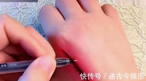 行为|孩子青春期行为有多怪异?在手上画伤口,这种“中二病”行为算吗