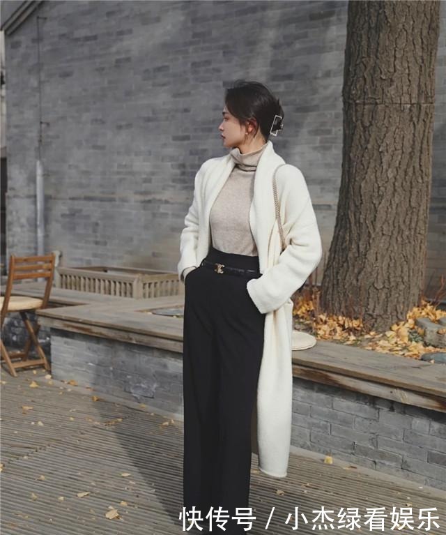 懂得|懂得“上下法则”的女人,穿搭只会显瘦显高有气质,小个子爱了