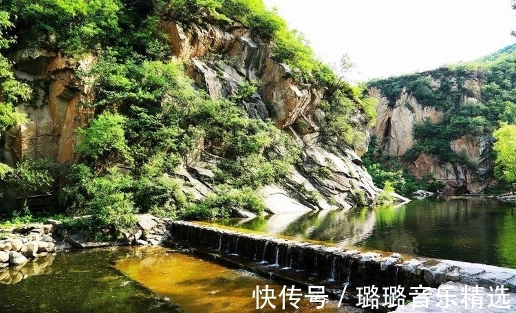 景区|藏在北京的“绝美”景区，有山有水人还不多，距市区大约60公里