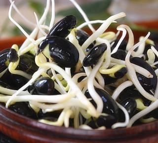 自由基|女性不想老太快,要常吃3种家常菜,皱纹少了,皮肤更加细腻