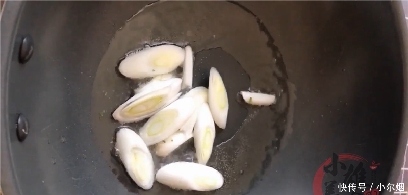 省力|面条这么做,吃一次就会上瘾,浓香四溢,省时又省力,全家吃不腻