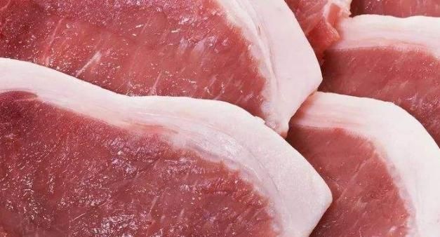 买猪肉时,应该选择盖“红章”还是“蓝章”看后别再搞错了