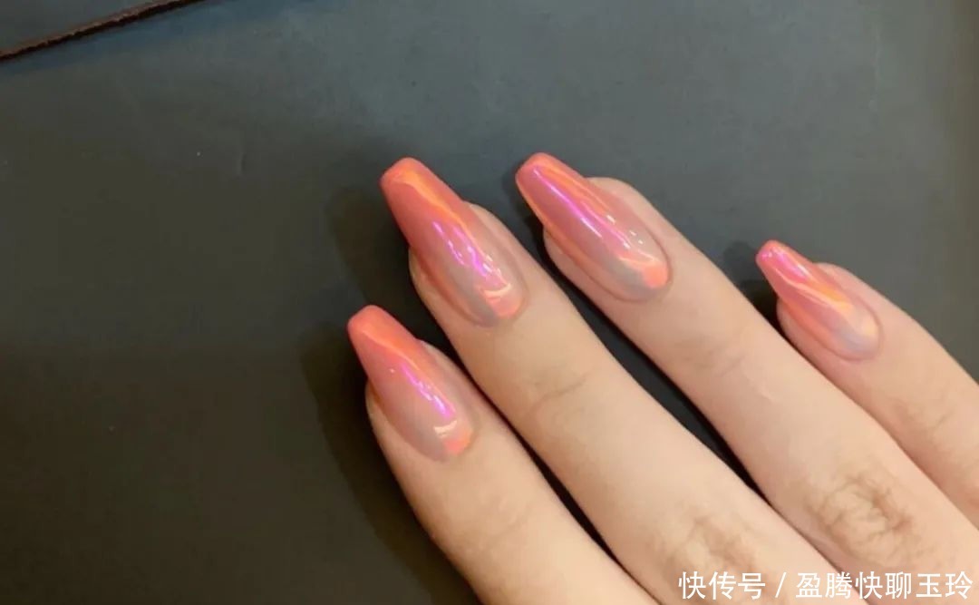 打底|夏日清爽的极光甲,干净配色,款式百搭又小清新!