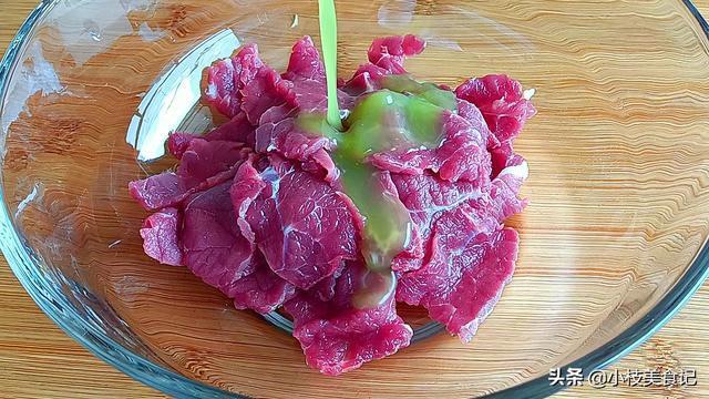 腌牛肉时,记住这几个窍门,牛肉鲜嫩爽滑,不干不柴,比豆腐还嫩