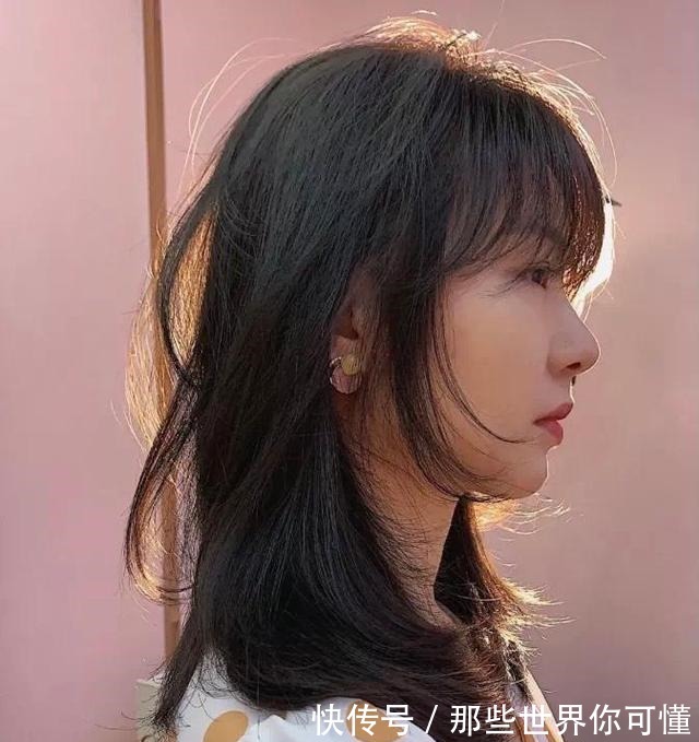 打理 今天给大家分享20款烫发免打理的发型!