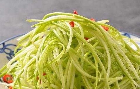 西葫芦西葫芦|女性养生 ,可常吃以下食物,补水润肤,有祛雀斑,滋养肌肤!