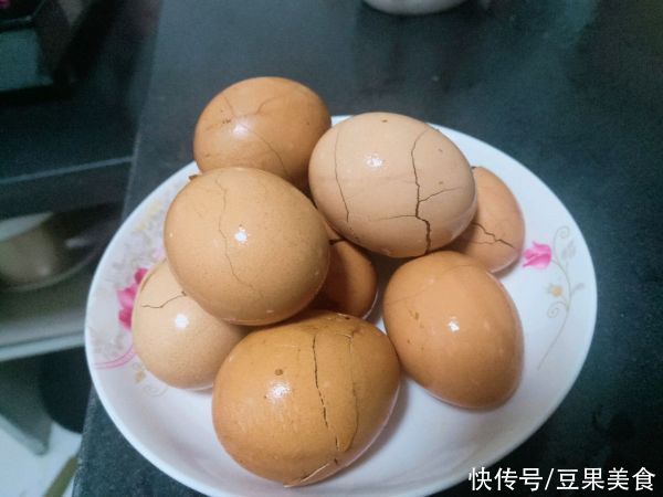  家常|家常茶叶蛋这样做，手残党也能当大厨