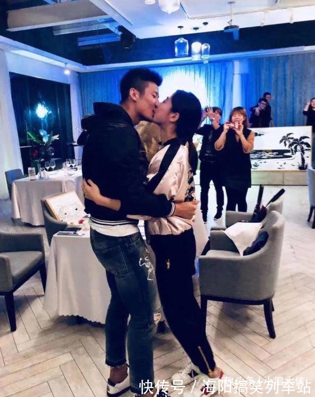林丹|羽坛女神王适娴:17岁与谌龙私定终身,相爱10年甘愿为他退役生子