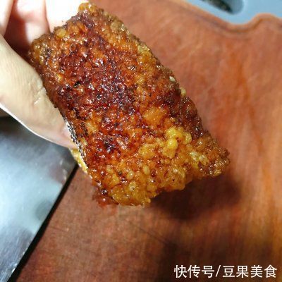 学会这道梅菜扣肉，让冬日美味加倍